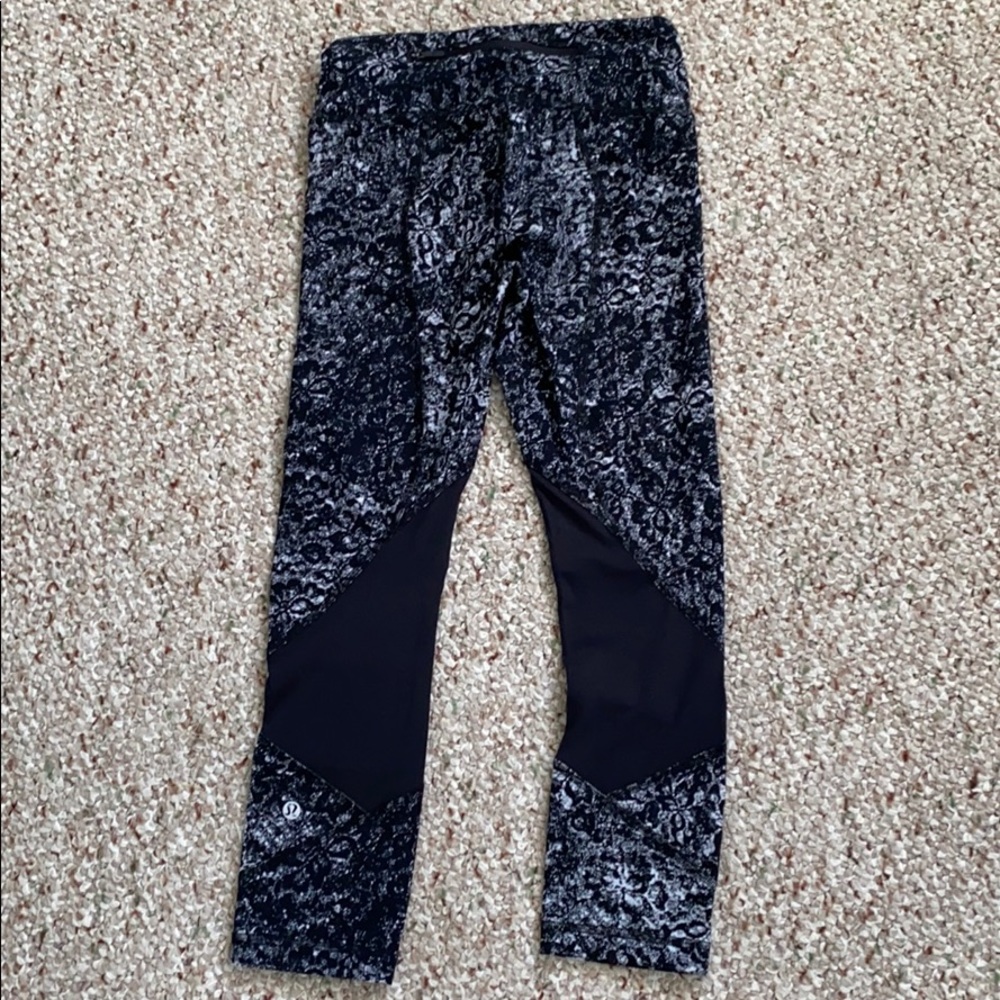 SOLD Lululemon leggings - Picture 2 of 5